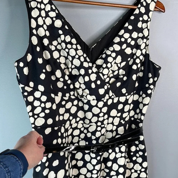 VINTAGE Jolibel Dots Midi Dress Black White Crossover V-neck Sleeveless Size 10 - Picture 3 of 10